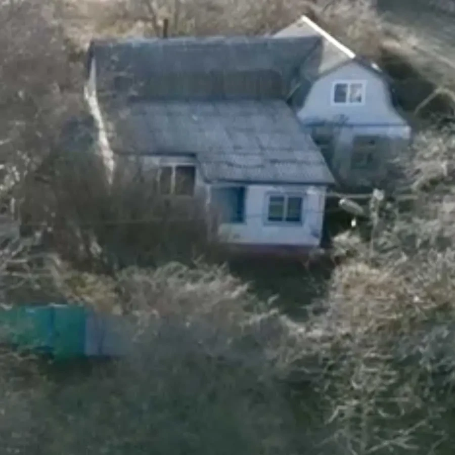 3-к будинок Київ, Дарницький, Березнева 2