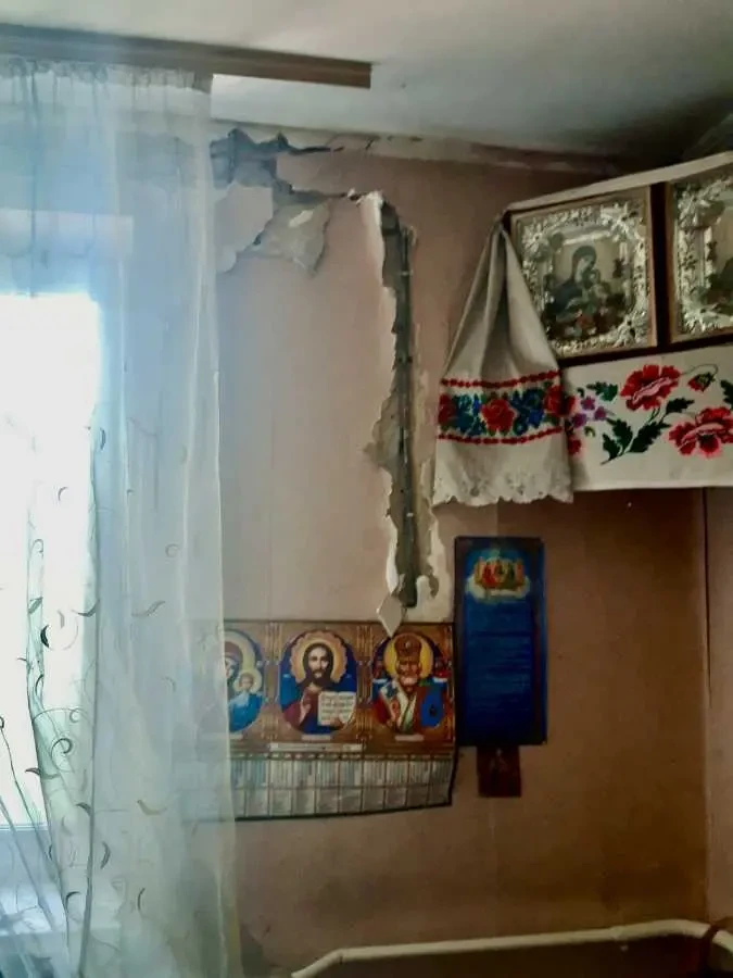 3-к будинок Київ, Дарницький, Березнева 11