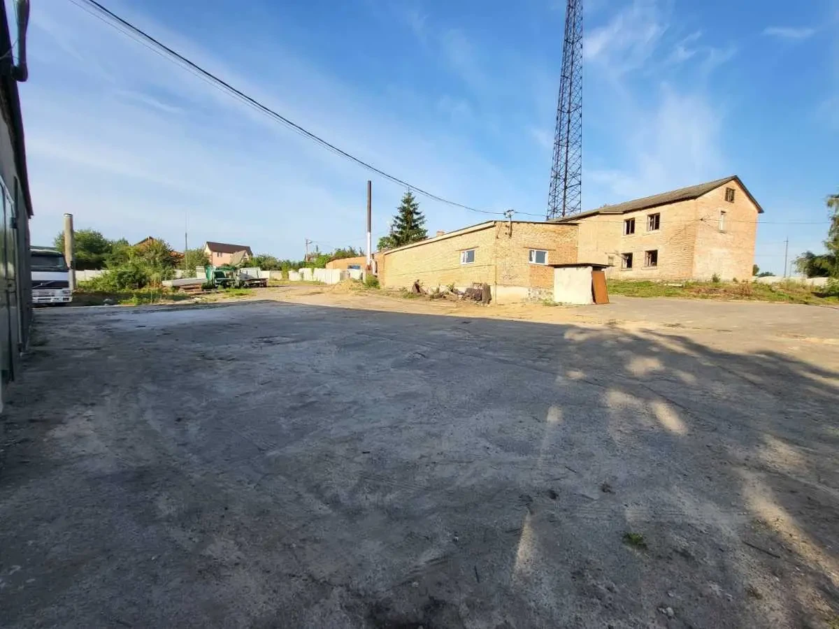 торгові площі Білоцерківський, Тараща, Хмельницького Богдана