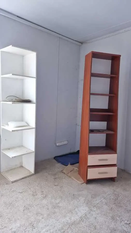 торгові площі Білоцерківський, Тараща, Хмельницького Богдана 8