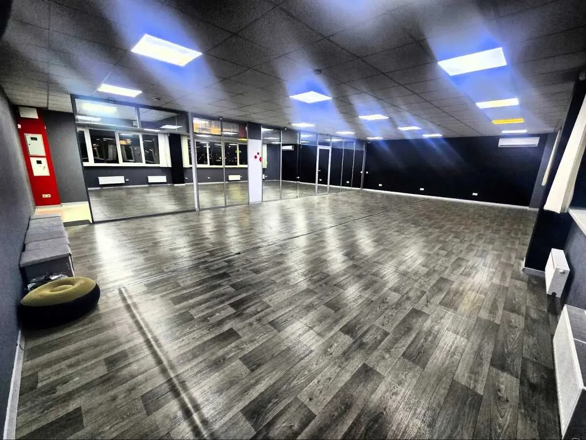 офісне приміщення Київ, Дарницький, Олександра Мишуги 10 6