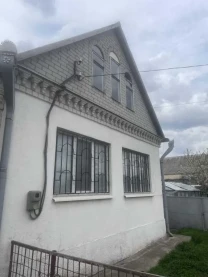 4-к будинок Дніпро, Підгородне, Шевченко