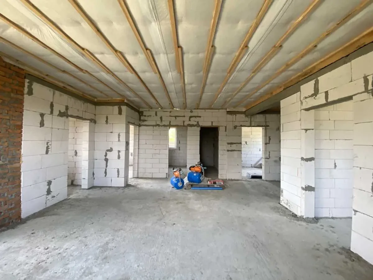 3-к будинок Бориспільський, Бориспіль, Приймаченко Марії 12