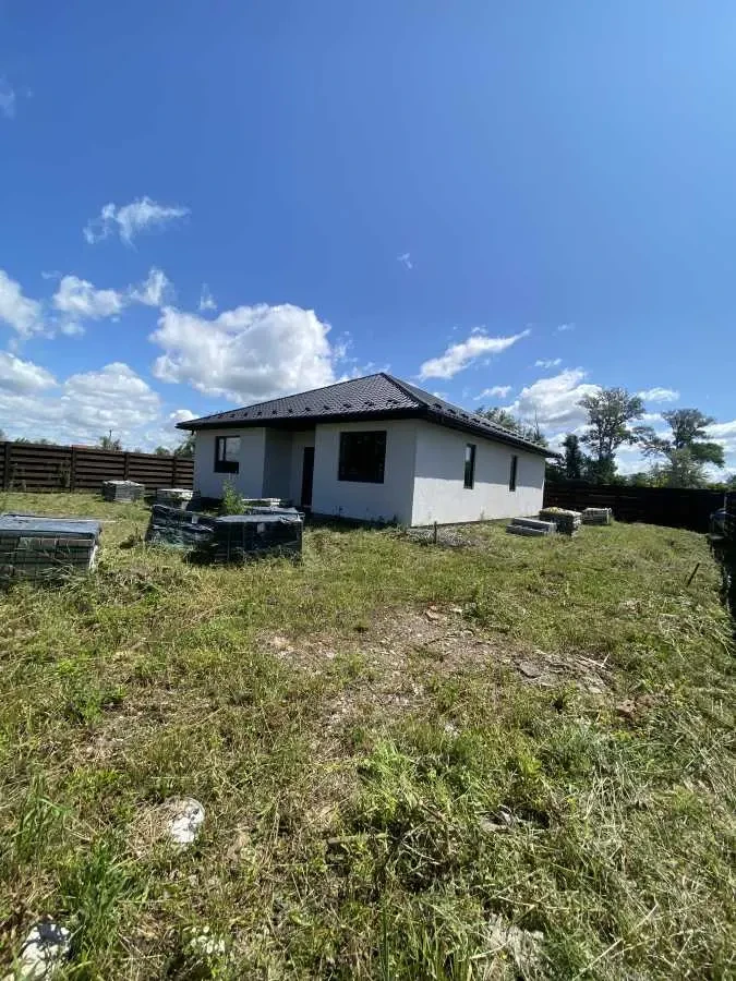 3-к будинок Бориспільський, Бориспіль, Приймаченко Марії