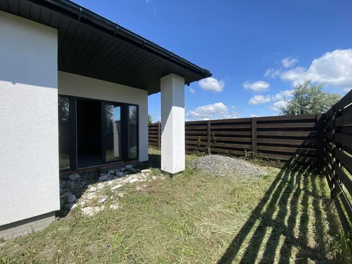 3-к будинок Бориспільський, Бориспіль, Приймаченко Марії 14