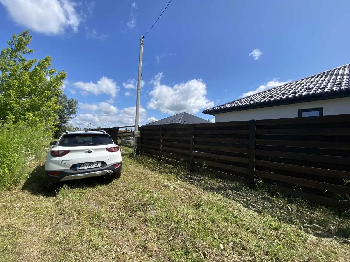 3-к будинок Бориспільський, Бориспіль, Приймаченко Марії 3