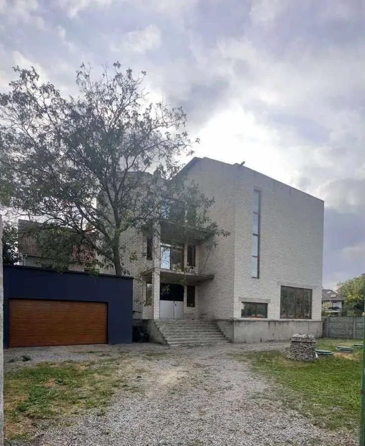 10-к будинок Київ, Дарницький, Завальна 2