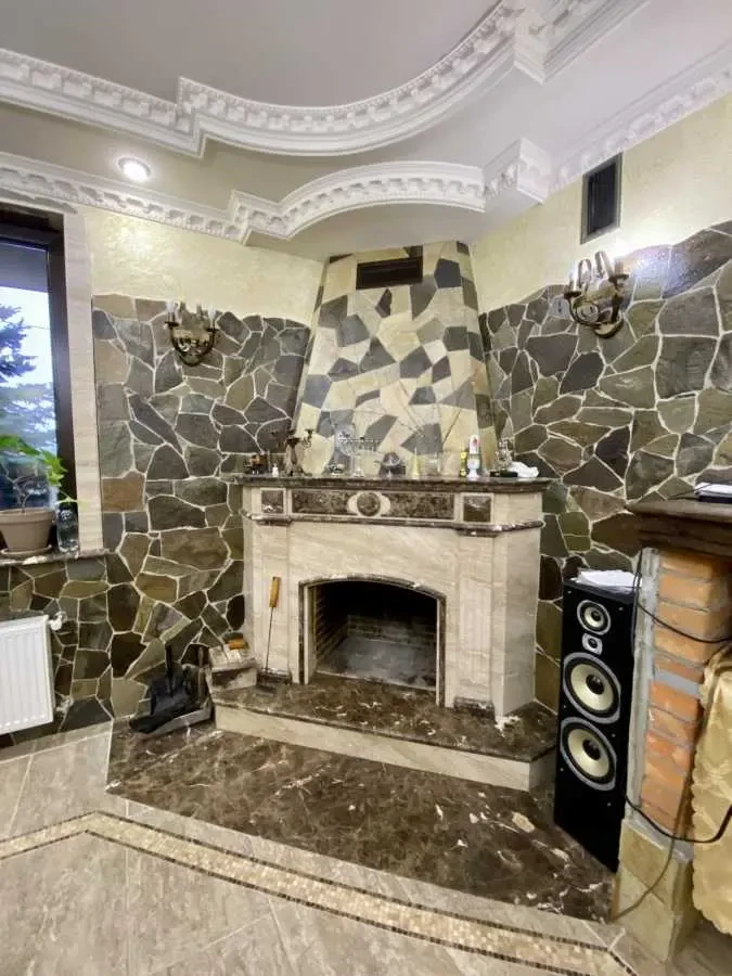 6-к будинок Бориспільський, Гнідин, Зарічна 7