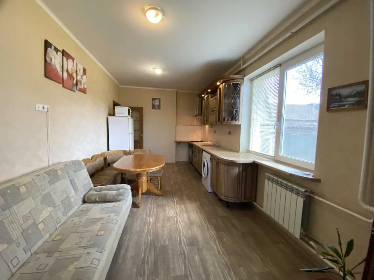 6-к будинок Бориспільський, Бориспіль, Садова 5