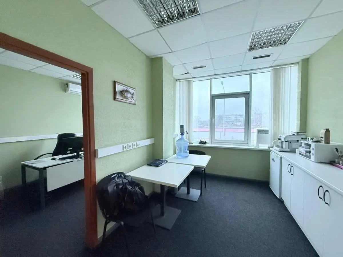 склади Бориспільський, Щасливе, вул. Центральна 9