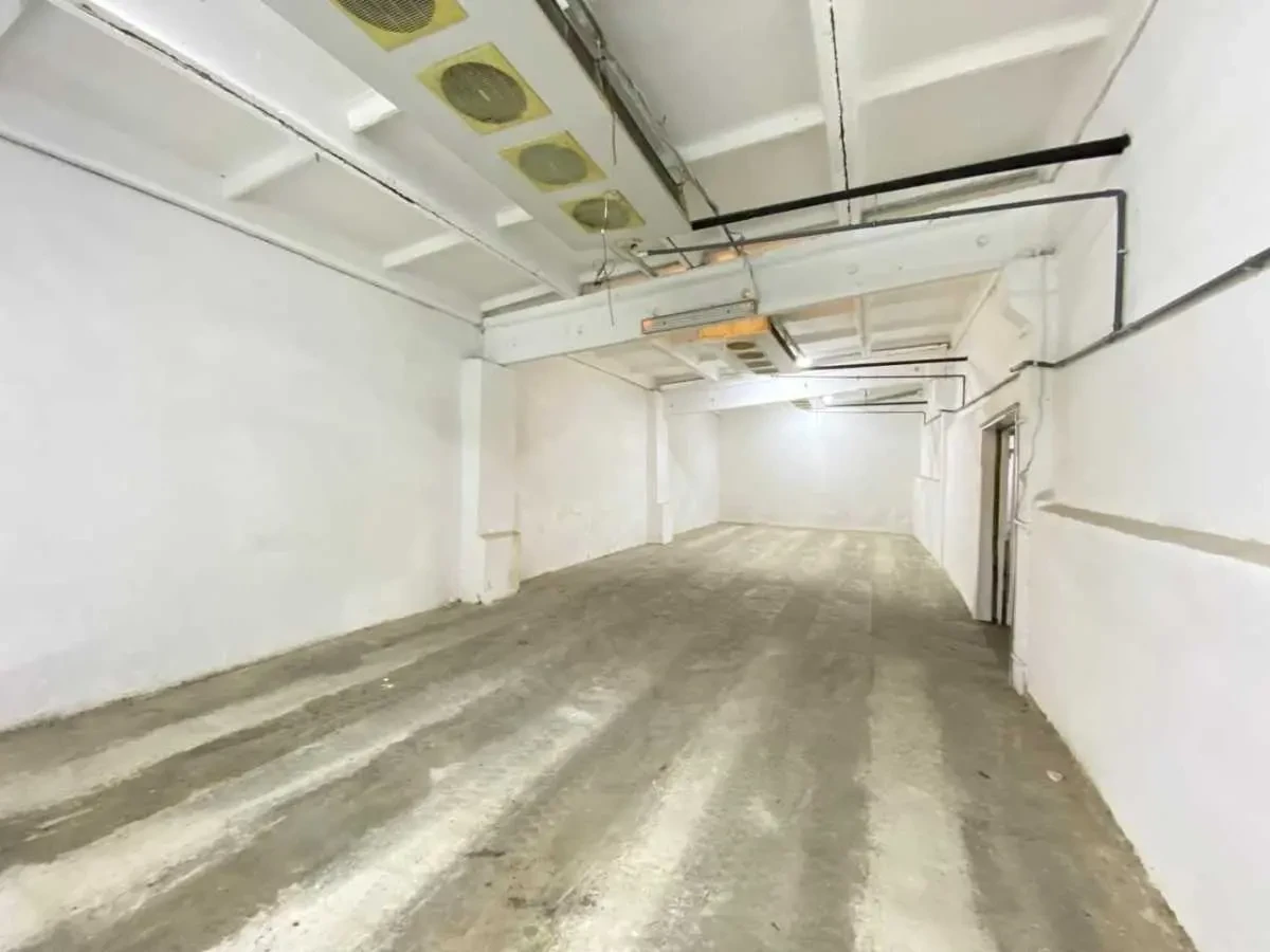 склади Бориспільський, Щасливе, вул. Центральна 4