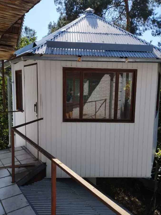 8-к будинок Бориспільський, Жереб’ятин, Садовая 8 17