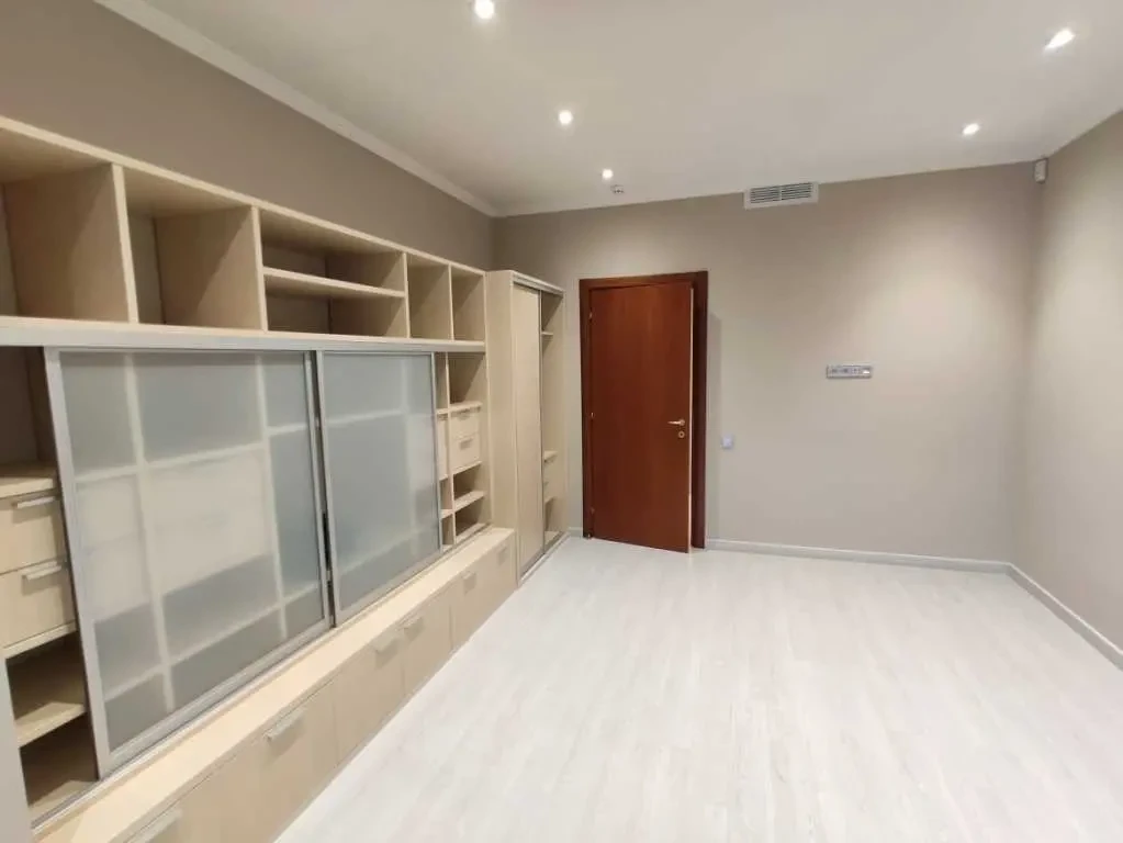 офісне приміщення Київ, Голосіївський, Жилянська 59 2