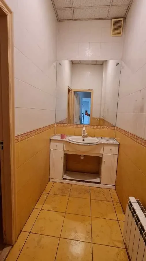 торгові площі Київ, Дарницький, Харківське 56 7