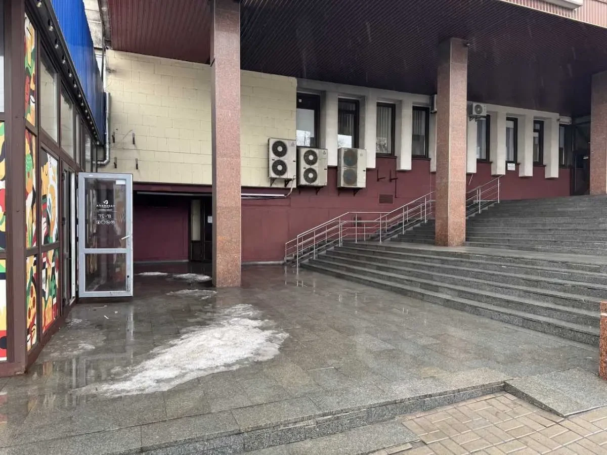 торгові площі Київ, Шевченківський, Тараса Шевченка 38 7