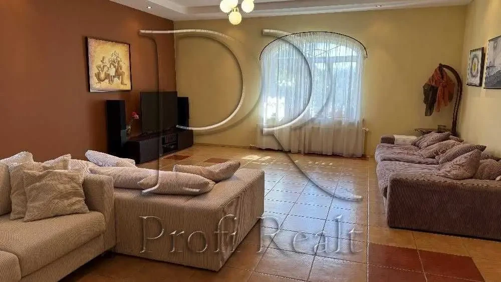 5-к будинок Бориспільський, Петропавлівське, Травнева вулиця 13