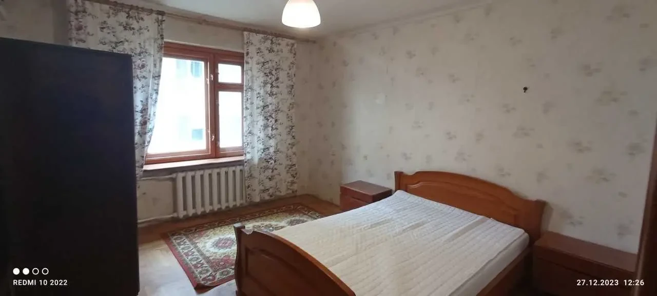 2-к квартира Дніпро, Соборний, Новорічна 49