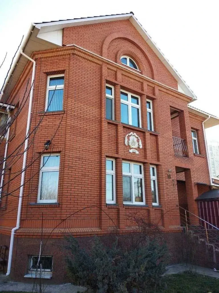 8-к котедж Київ, Деснянський, Радунська 10