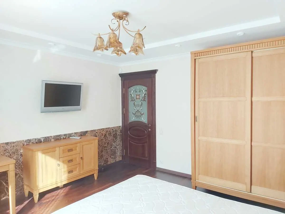 4-к квартира Бучанський, Софіївська Борщагівка, Боголюбова 16 11