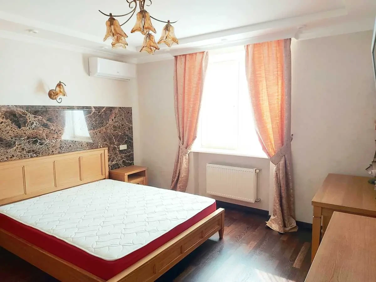 4-к квартира Бучанський, Софіївська Борщагівка, Боголюбова 16 12