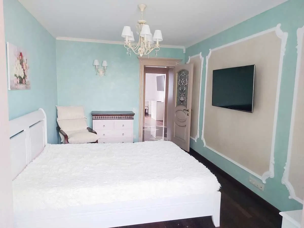 4-к квартира Бучанський, Софіївська Борщагівка, Боголюбова 16 18