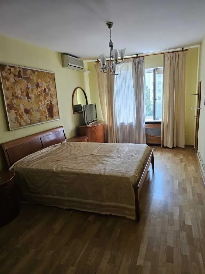 3-к квартира Київ, Солом`янський, Вузівська 5