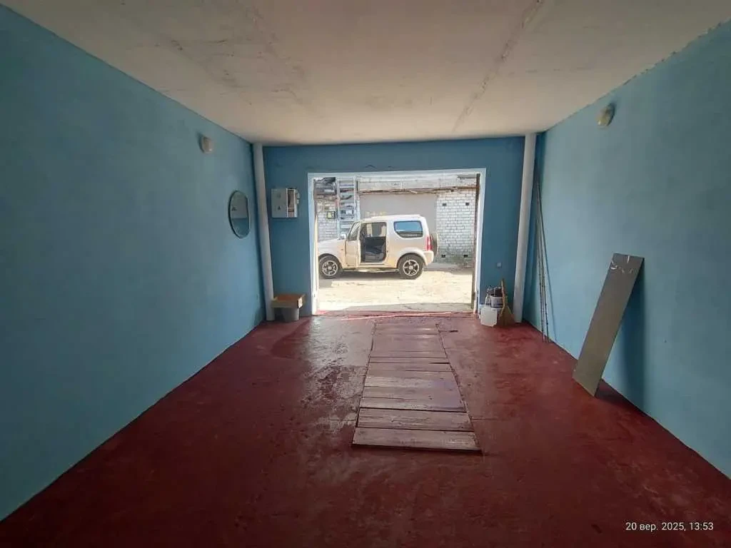 окремий гараж Київ, Деснянський, Пухівська 2 2