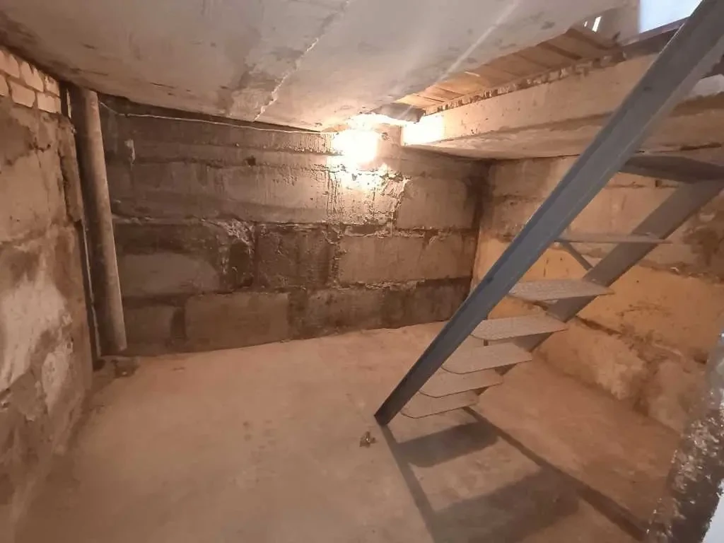 окремий гараж Київ, Деснянський, Пухівська 2 19