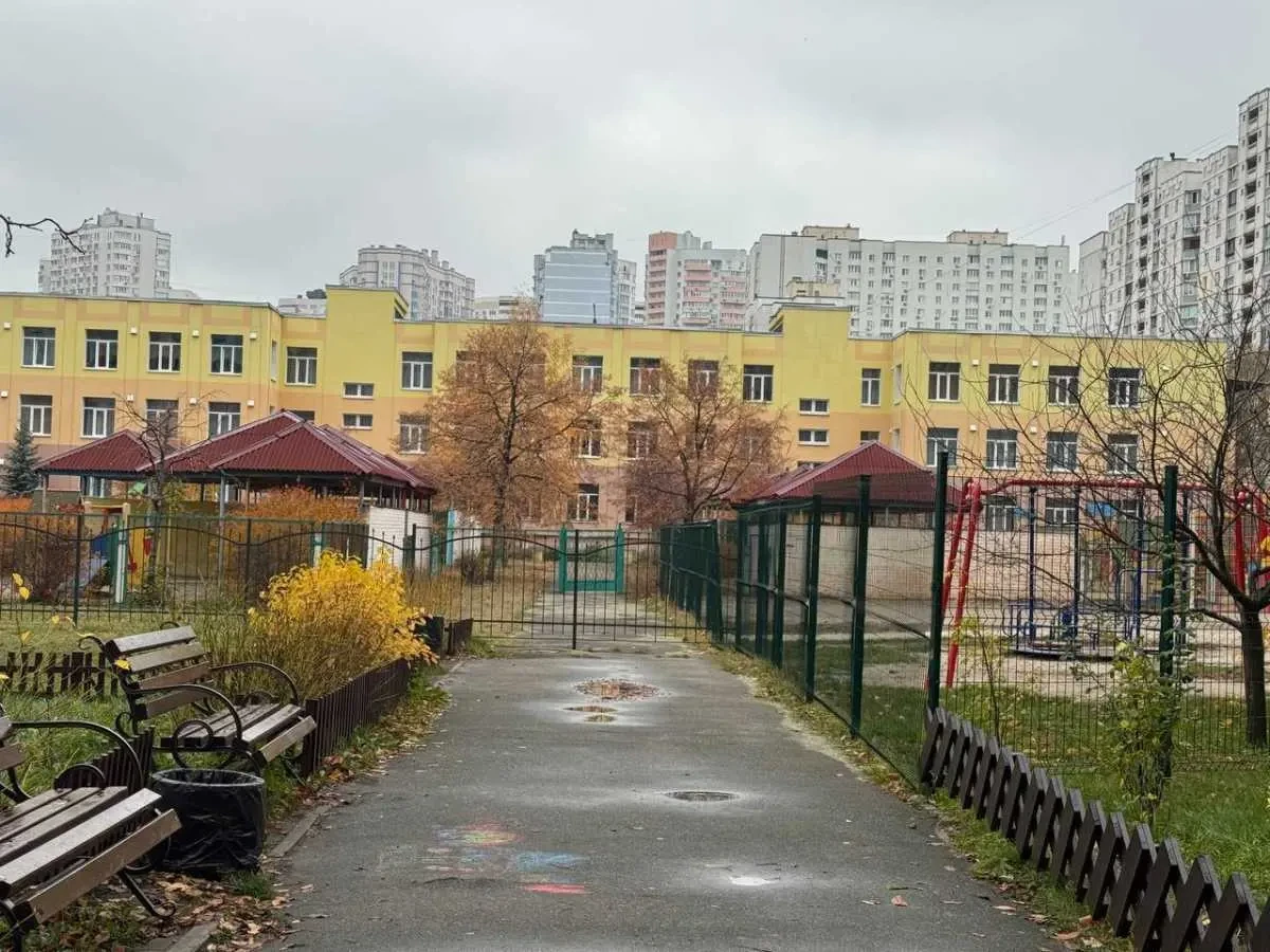 2-к квартира Київ, Дарницький, Анни Ахматової 14б 23
