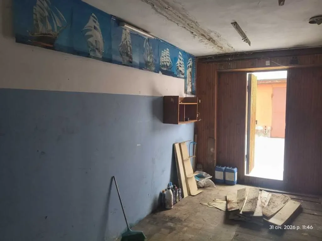 окремий гараж Київ, Деснянський, Радунська 3 8