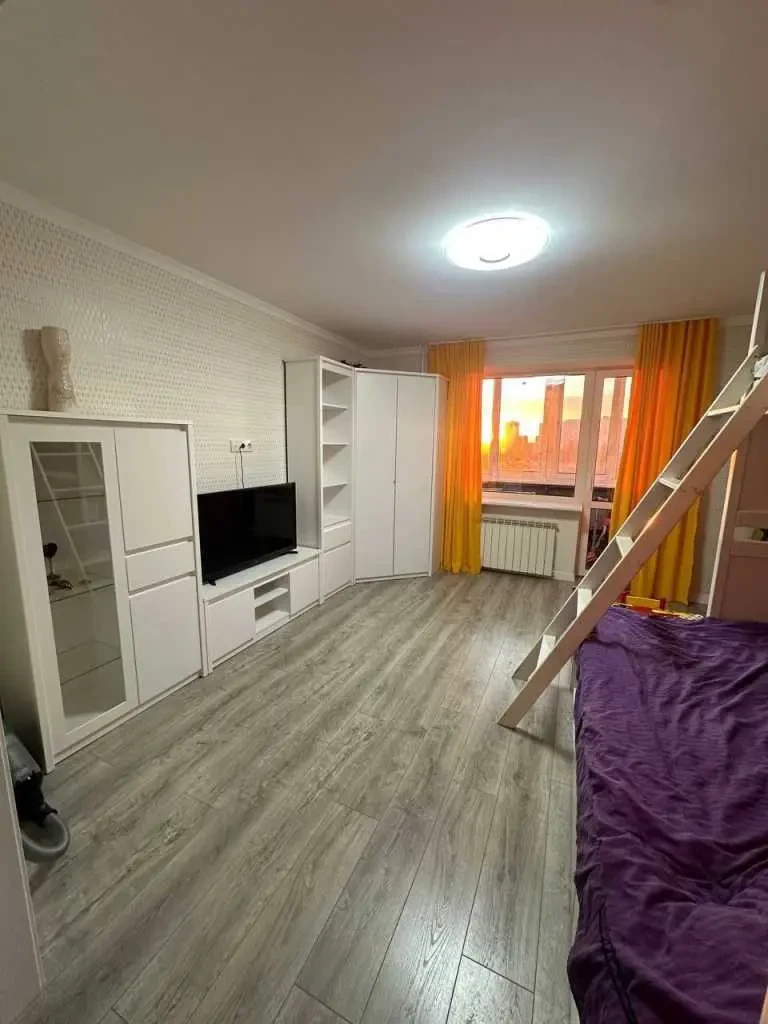 2-к квартира Броварський, Бровари, Незалежності 2 4