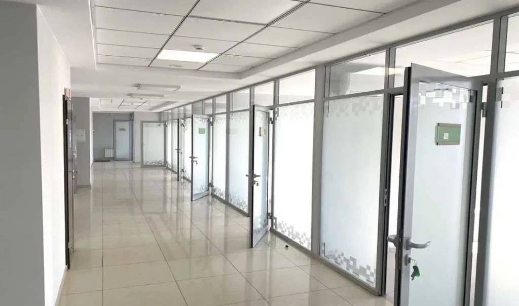 офісна будівля Київ, Печерський, Старонаводницька 19/25 2