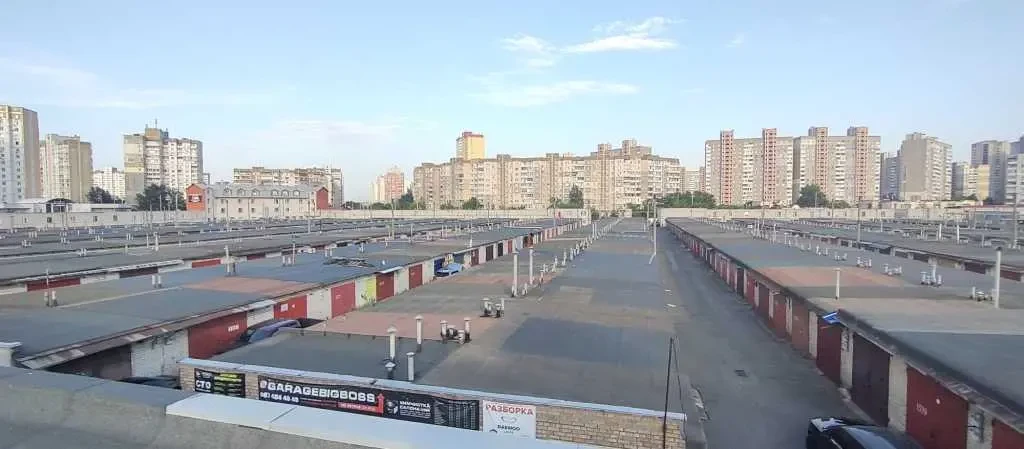 окремий гараж Київ, Деснянський, Радунська 3 3