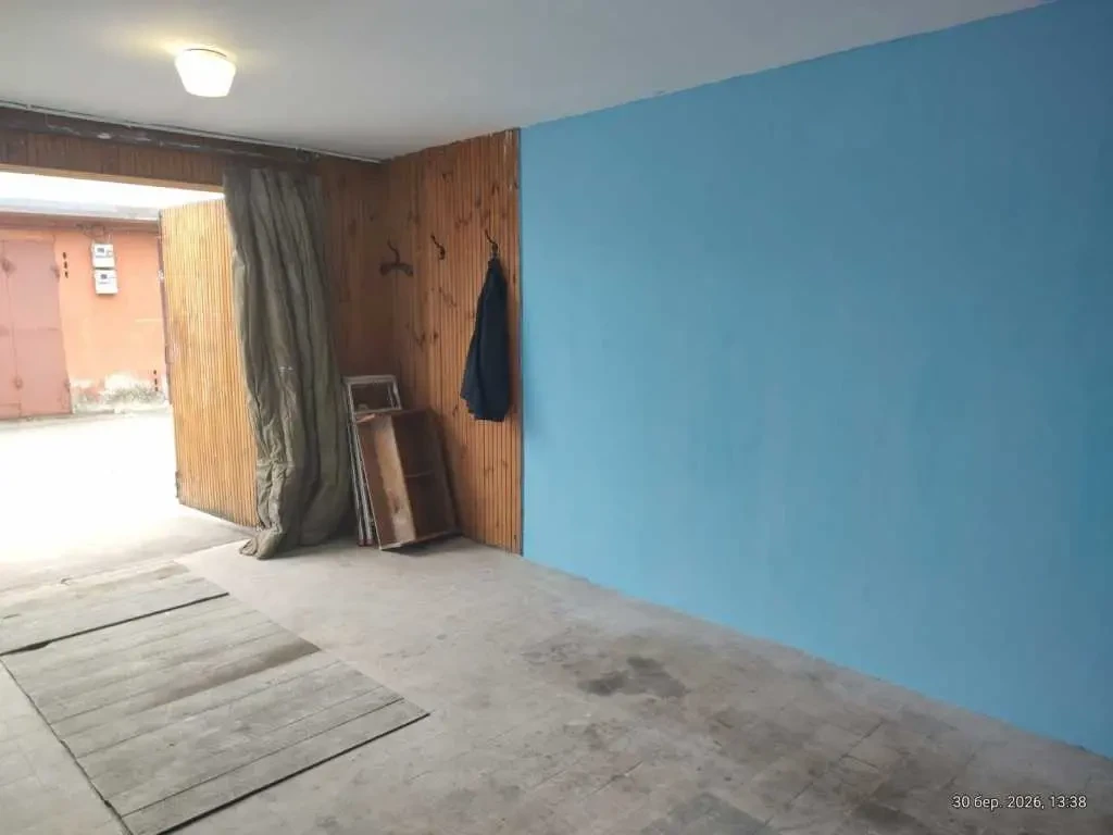 окремий гараж Київ, Деснянський, Радунська 3 9