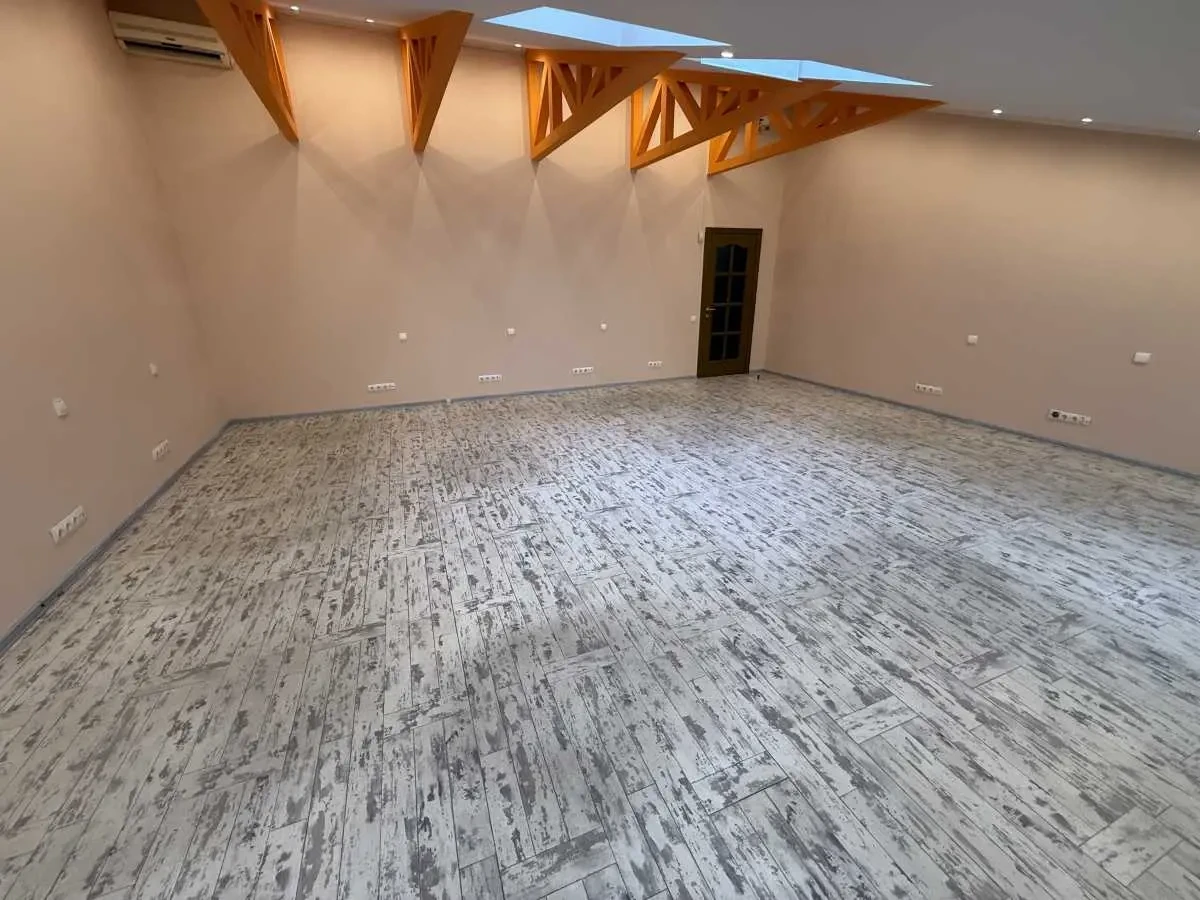 офісне приміщення Київ, Шевченківський, Трьохсвятительська 13 18