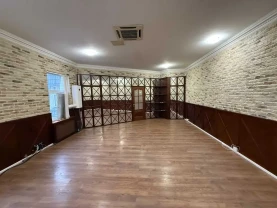 офісне приміщення Київ, Шевченківський, Трьохсвятительська 13