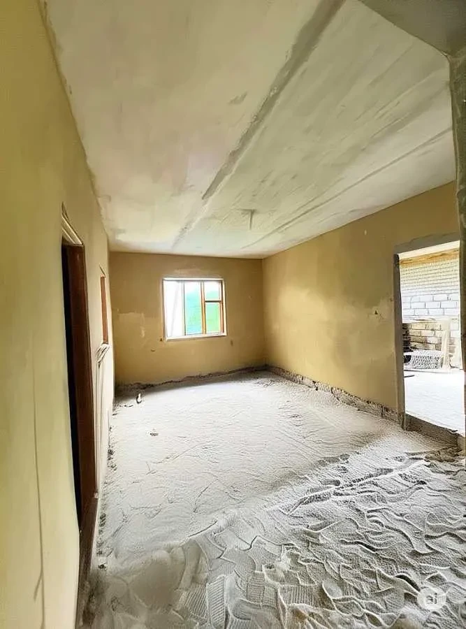 6-к будинок Бучанський, Макарів, Волошкова 15