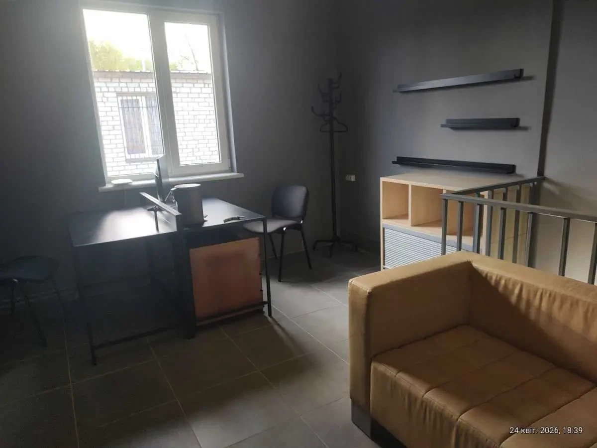 окремий гараж Київ, Деснянський, Крайня 13 16