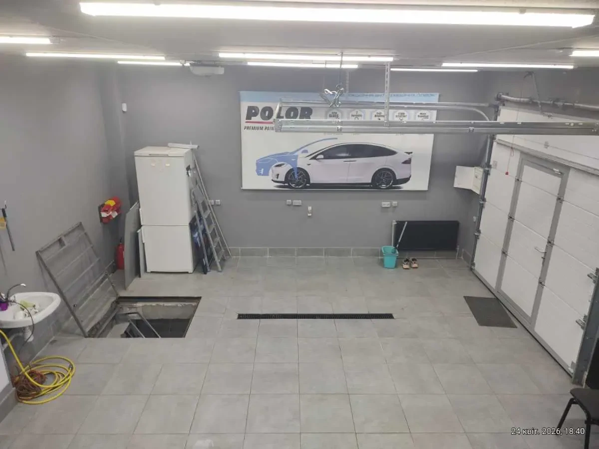 окремий гараж Київ, Деснянський, Крайня 13 18