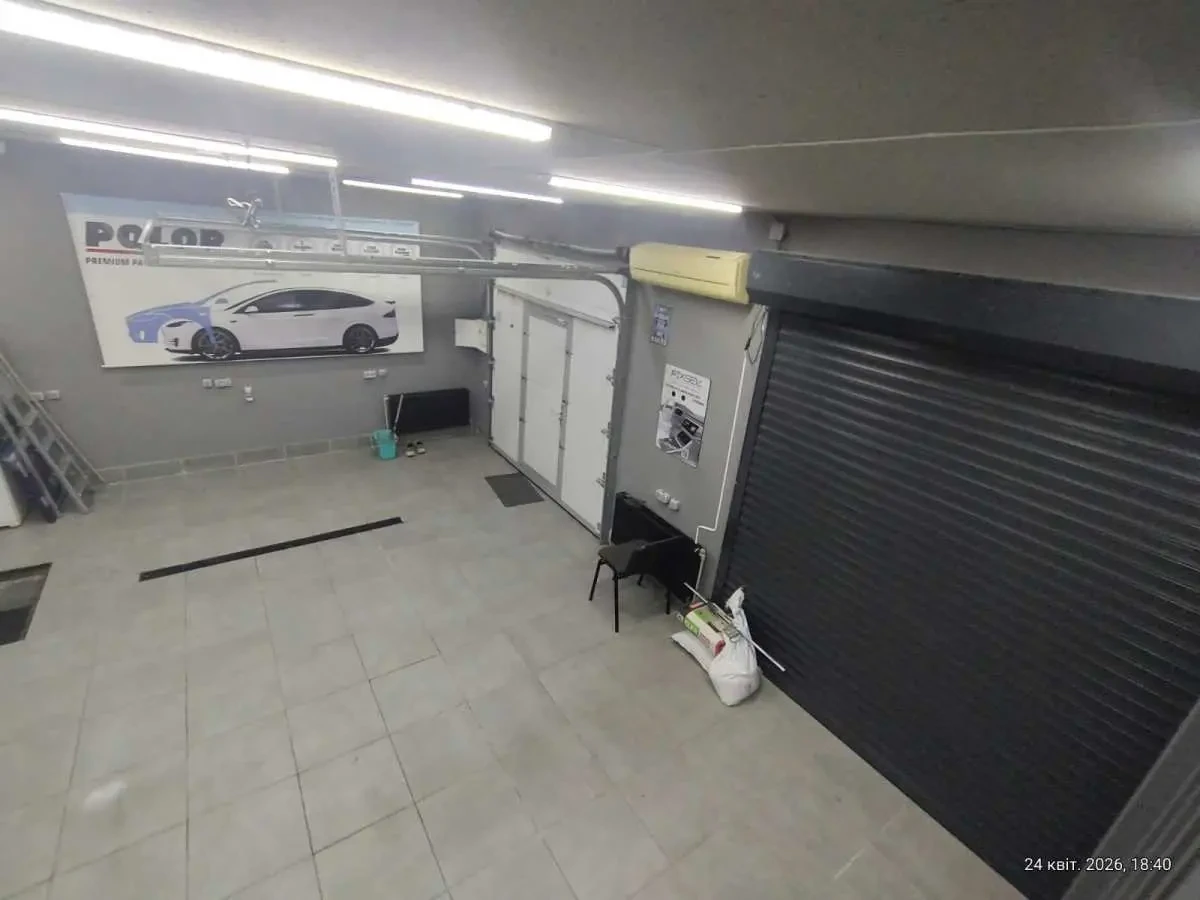 окремий гараж Київ, Деснянський, Крайня 13 4