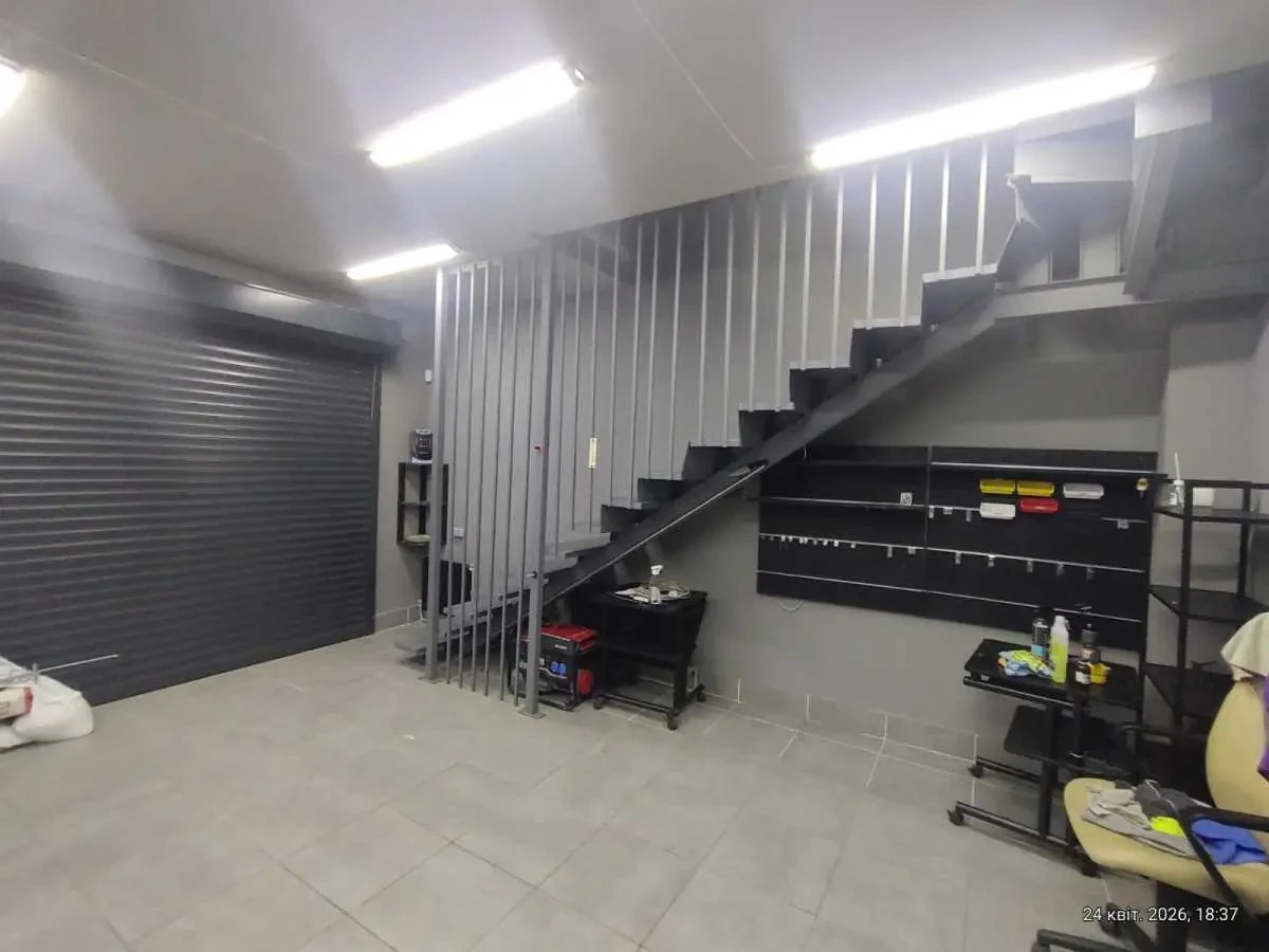 окремий гараж Київ, Деснянський, Крайня 13 24