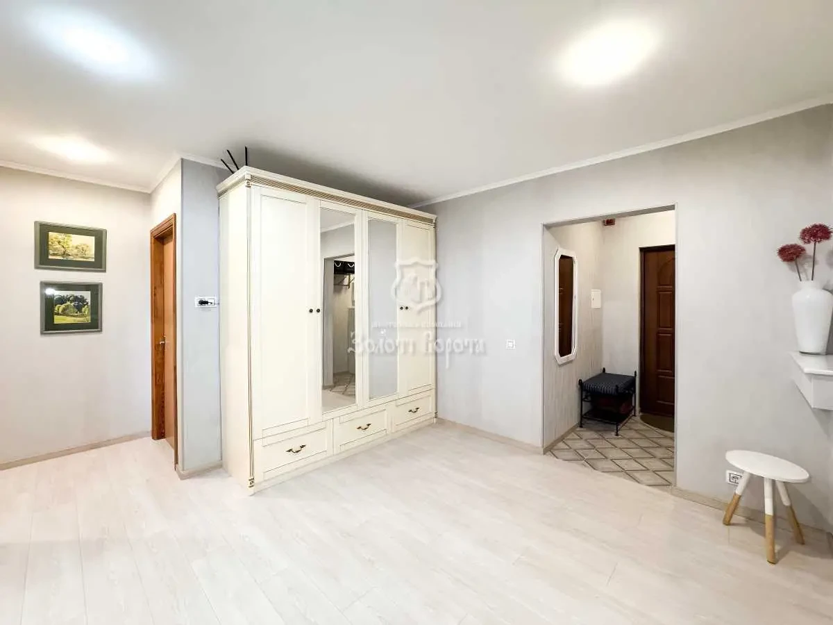 3-к квартира Київ, Дарницький, Михайла Драгоманова 1Г 18