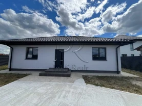 3-к квартира Броварський, Погреби, Деснянська вулиця 17