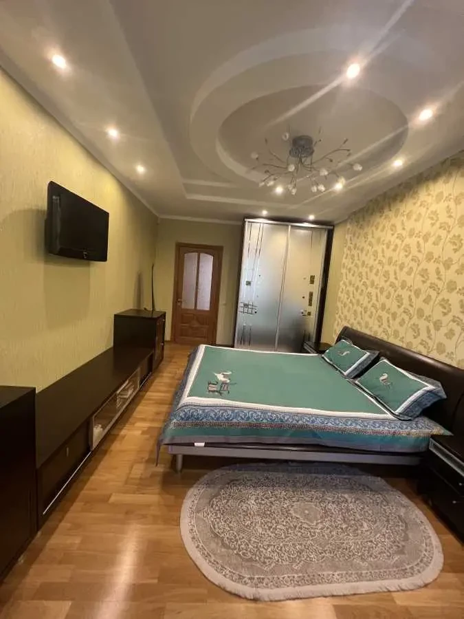4-к квартира Київ, Солом`янський, Волинська 10 11