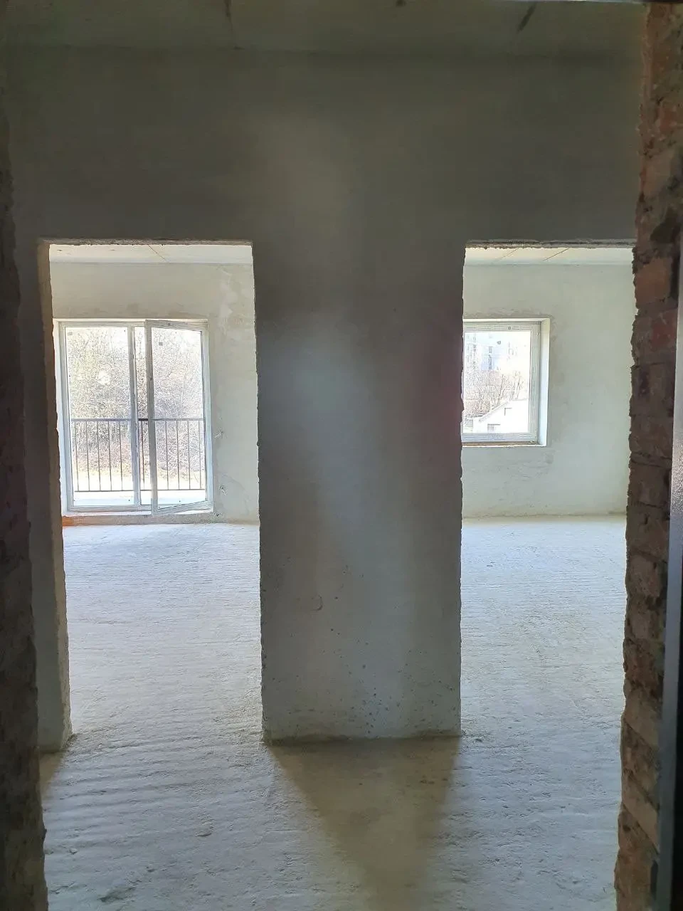 Продаж 1-кім. квартири 56.8 м.кв., в. Рудакі 4