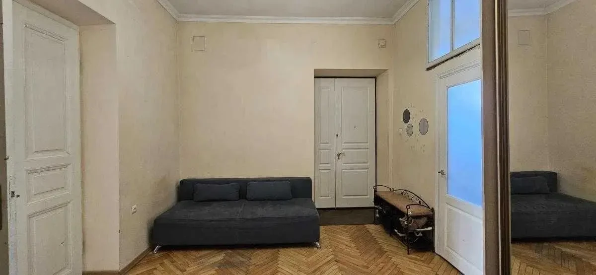 Продаж 2-кімн. квартири 48,3 кв.м. по вул.Личаківській парк Шевч.Гай 6