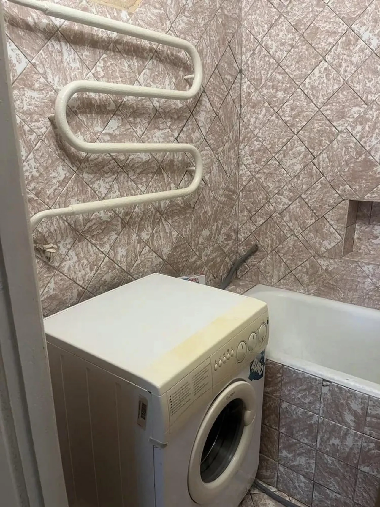 Продаж 1-кім. квартири по вул.Стрийській, 65, перехр.з вул.Максимовича 6