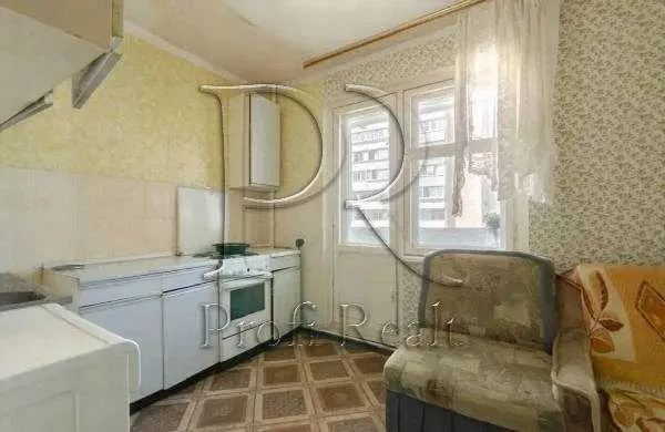 4-к квартира Київ, Дарницький, Михайла Гришка 8А 10