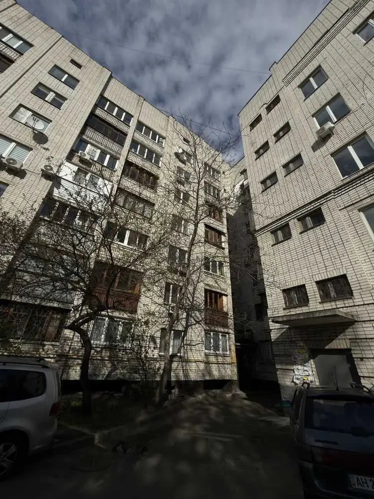 2-к квартира Київ, Подільський, Межигірська 43 24