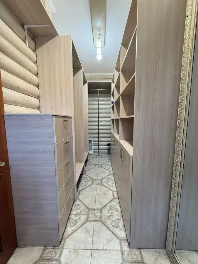 5-к будинок Київ, Деснянський, Радистів 12
